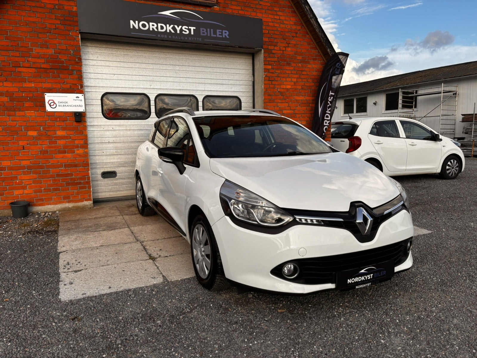 Hvid Renault Clio IV fra 2015