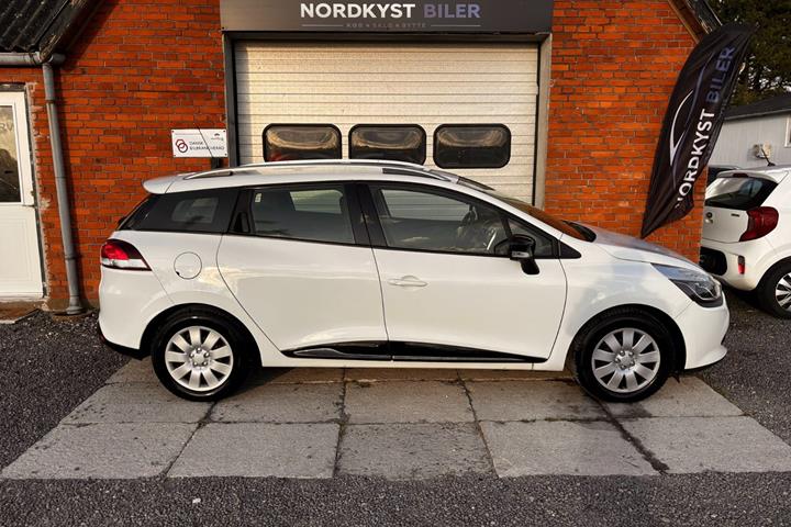 Hvid Renault Clio IV fra 2015
