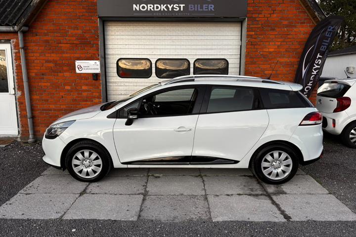 Hvid Renault Clio IV fra 2015