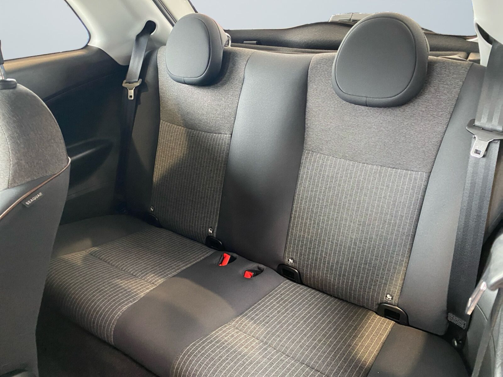 Hvid Fiat 500e fra 2022