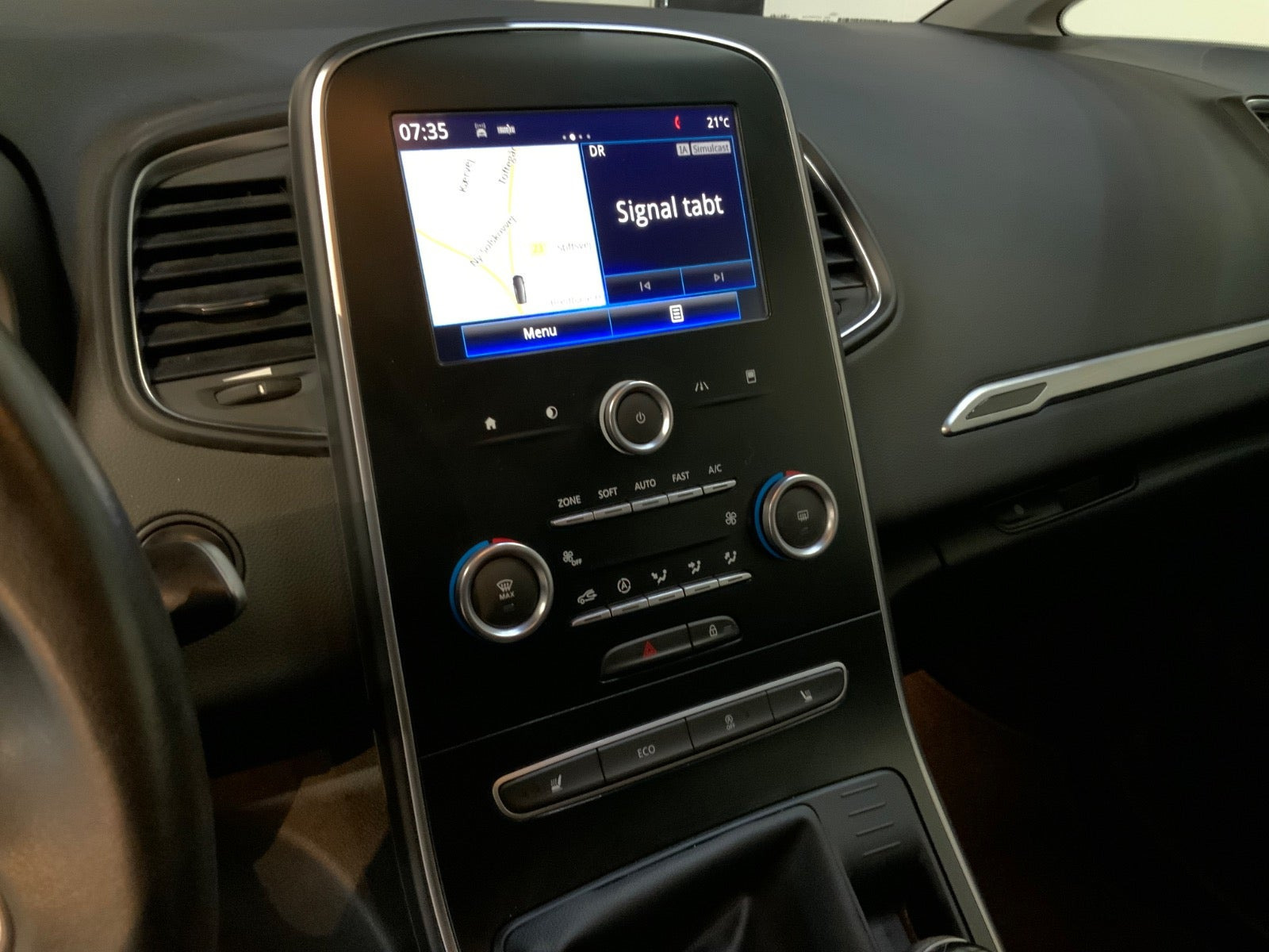 Hvid Renault Grand Scenic IV fra 2017