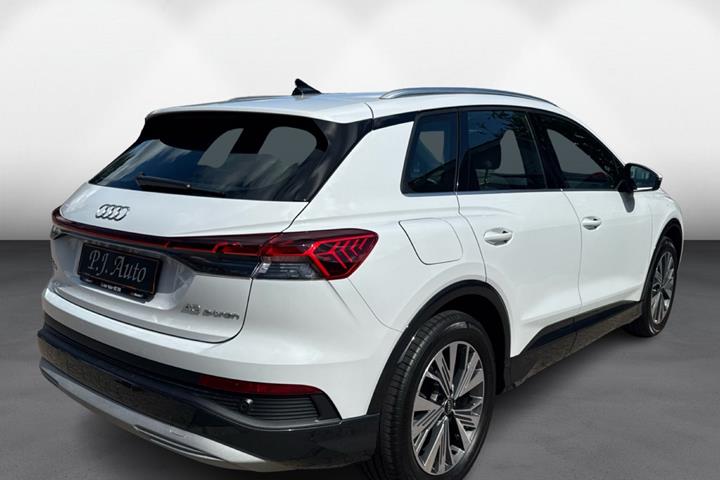 Hvid Audi Q4 e-tron fra 2022