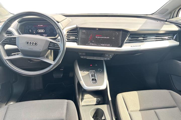 Hvid Audi Q4 e-tron fra 2022