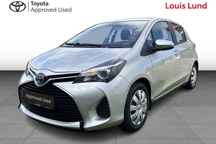 Sølv Toyota Yaris fra 2016