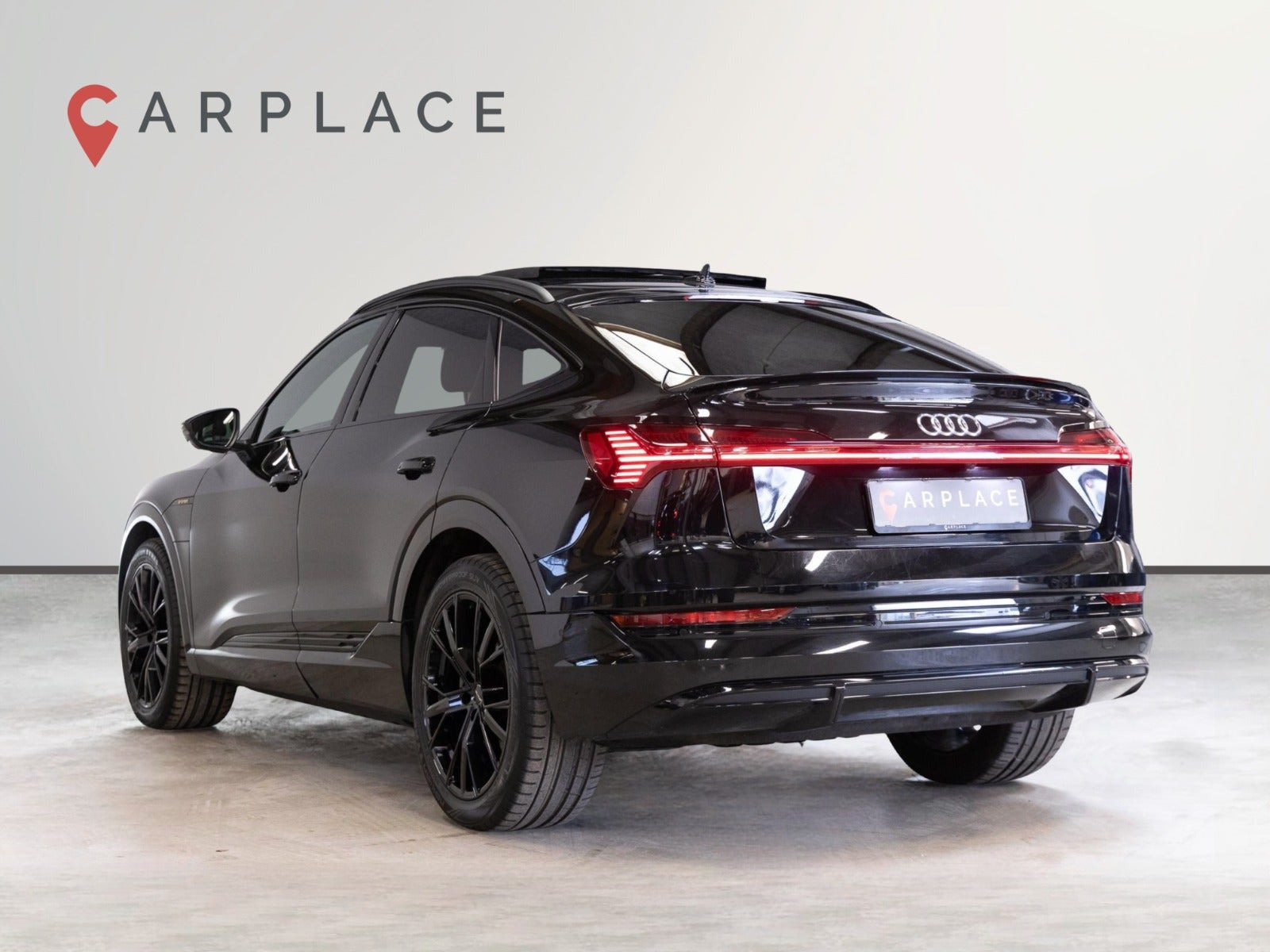 Sort Audi e-tron fra 2020