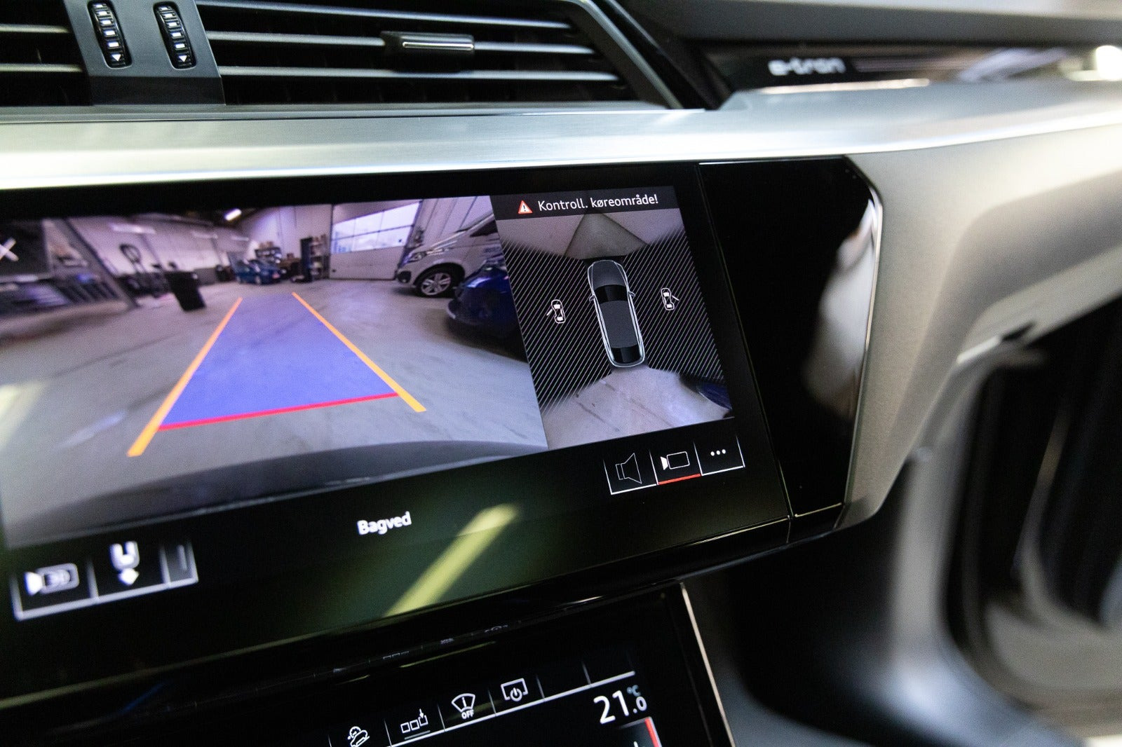 Sort Audi e-tron fra 2020