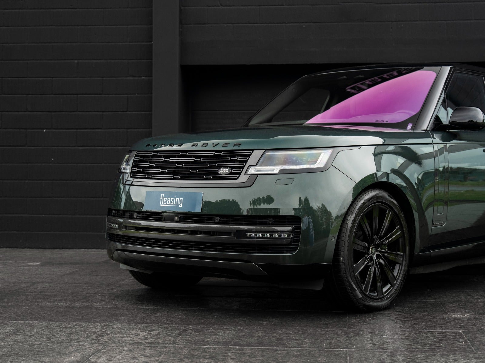 Grøn Land Rover Range Rover fra 2023