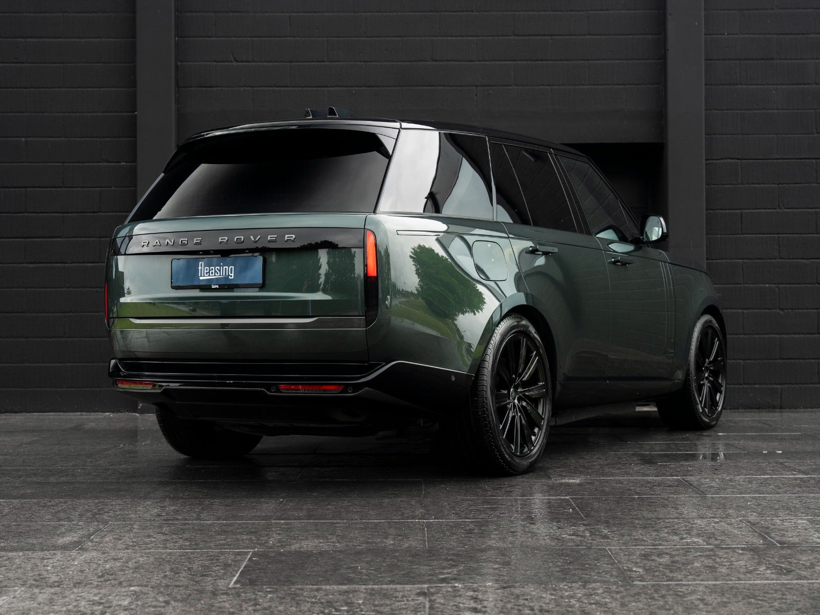 Grøn Land Rover Range Rover fra 2023