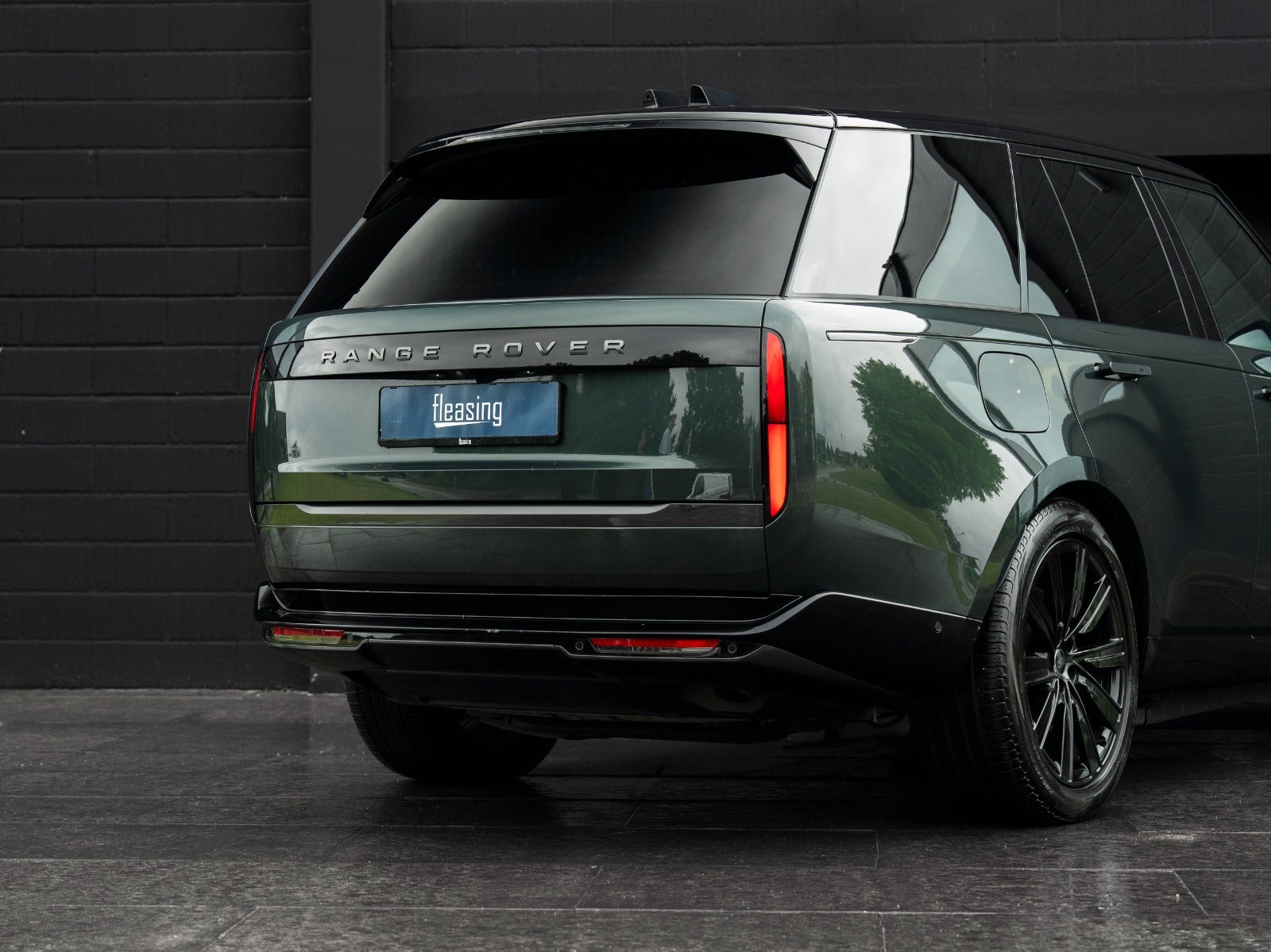 Grøn Land Rover Range Rover fra 2023