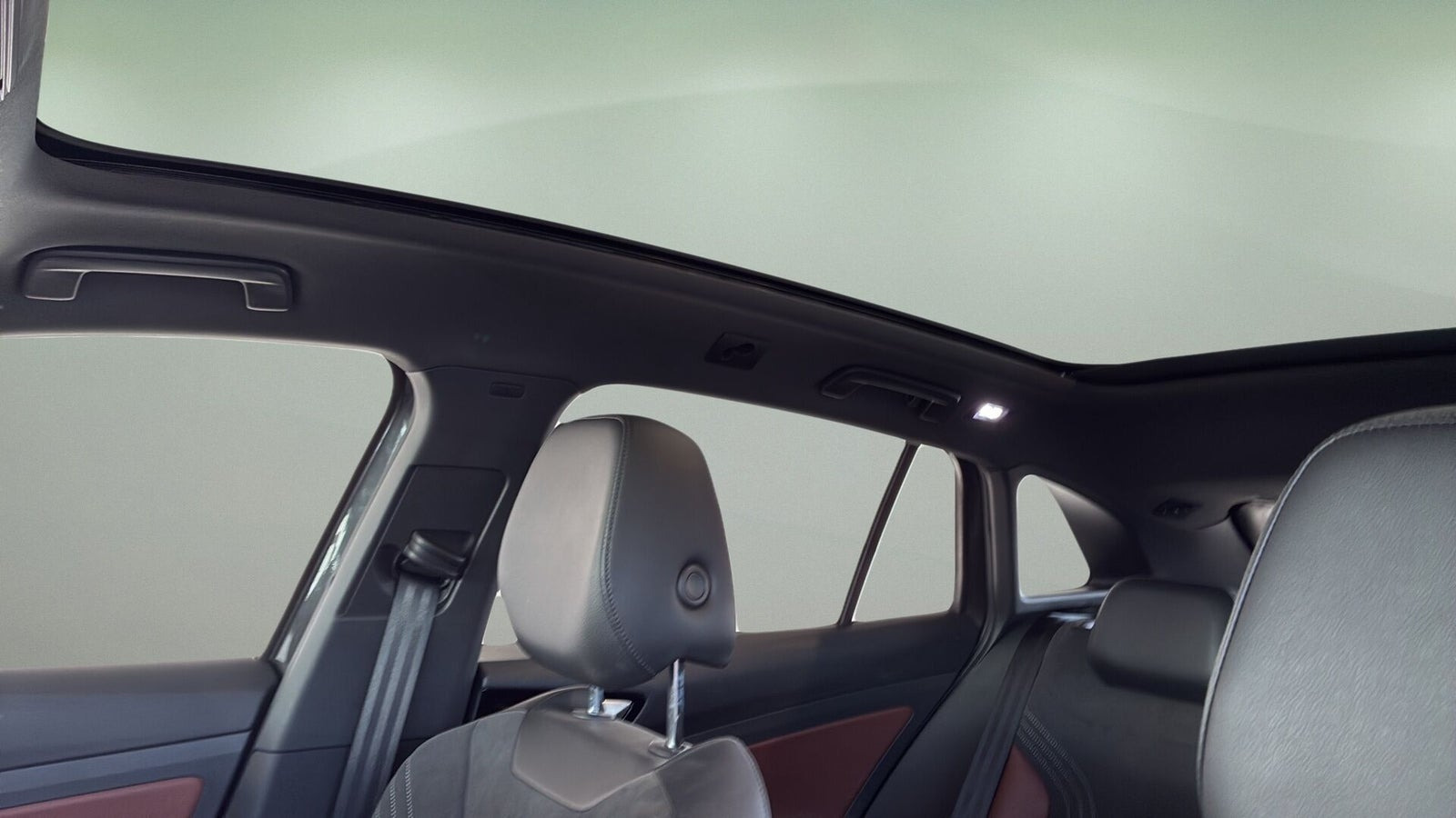 Grå VW ID.4 fra 2021