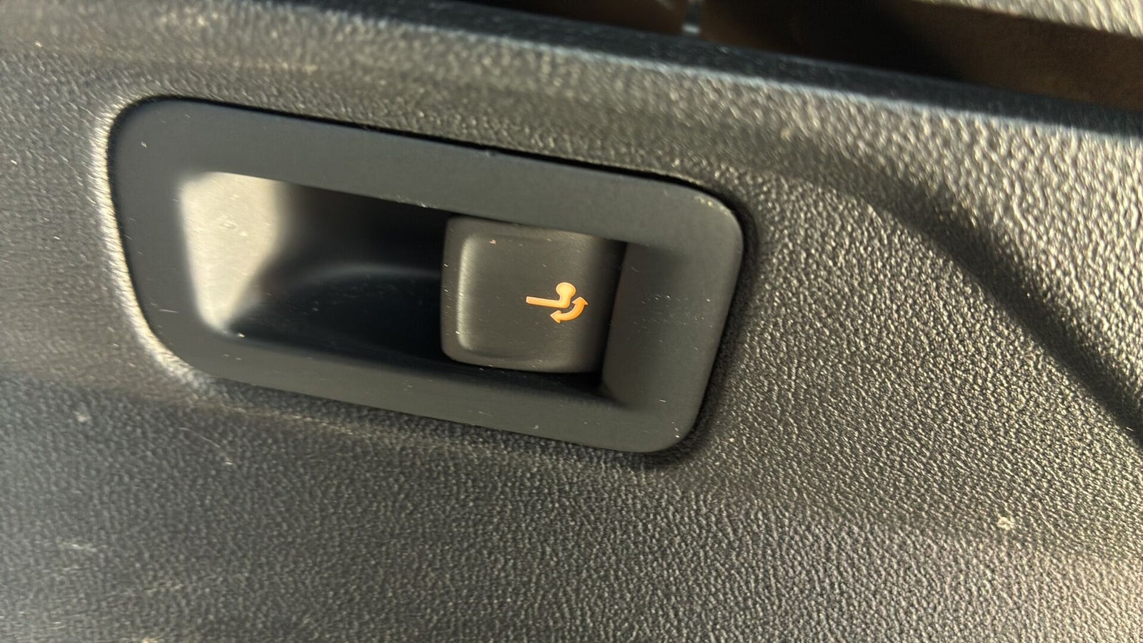 Grå VW ID.4 fra 2021