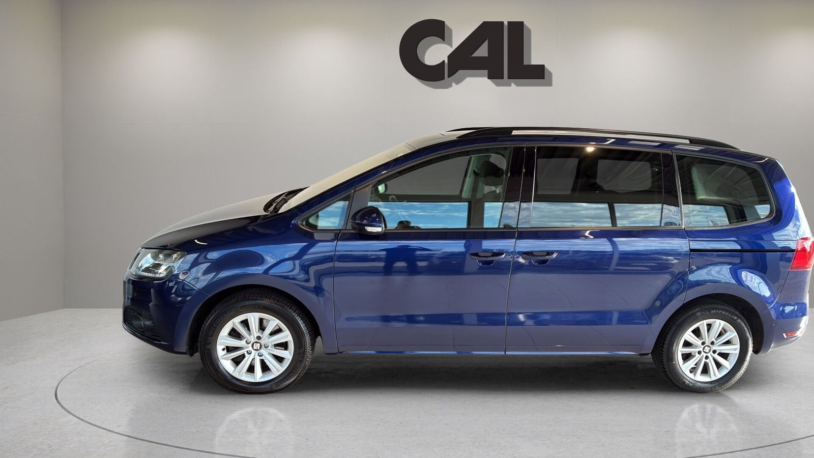 Blå Seat Alhambra fra 2018