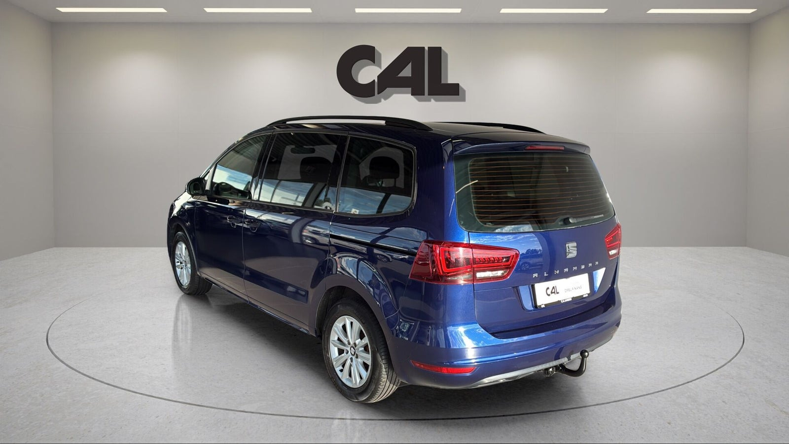 Blå Seat Alhambra fra 2018