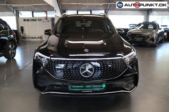 Sort Mercedes EQB250+ fra 2024