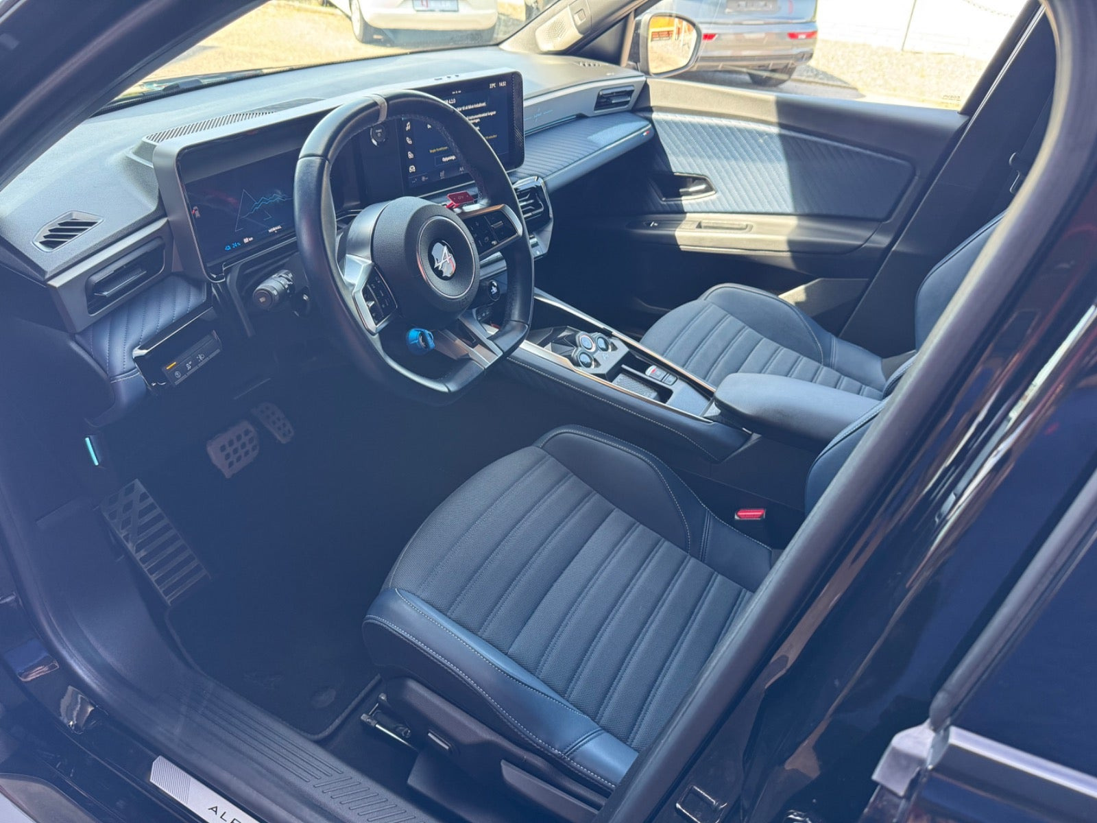 Sort Alpine A290 fra 2025