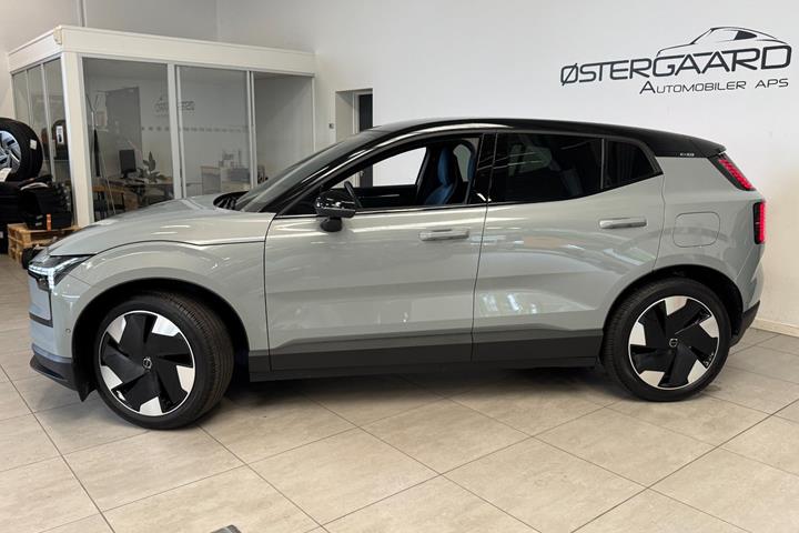 Grå Volvo EX30 fra 2024