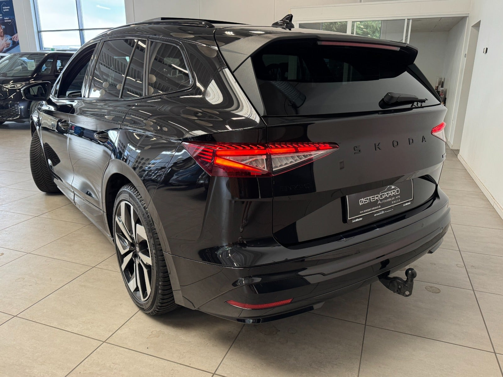 Sort Skoda Enyaq fra 2026