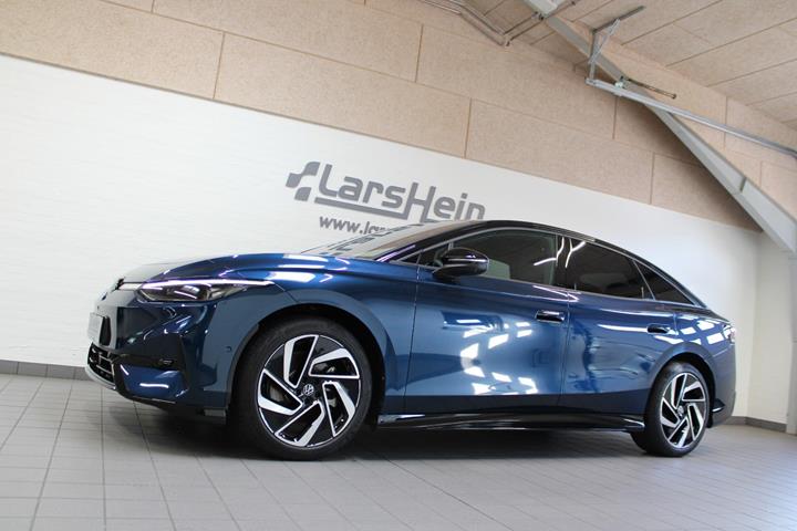 Blå VW ID.7 fra 2025