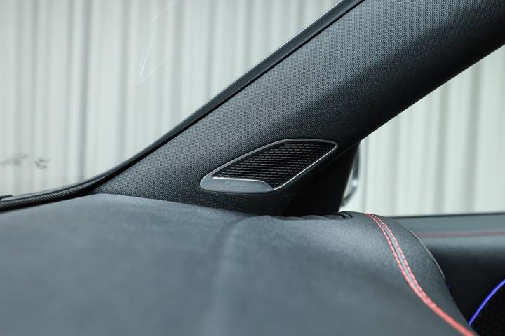Sort Mercedes EQB250+ fra 2026