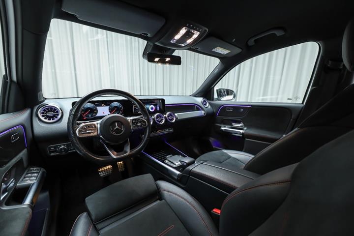 Hvid Mercedes GLB200 fra 2022