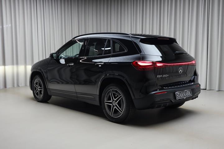 Sort Mercedes EQA250+ fra 2026