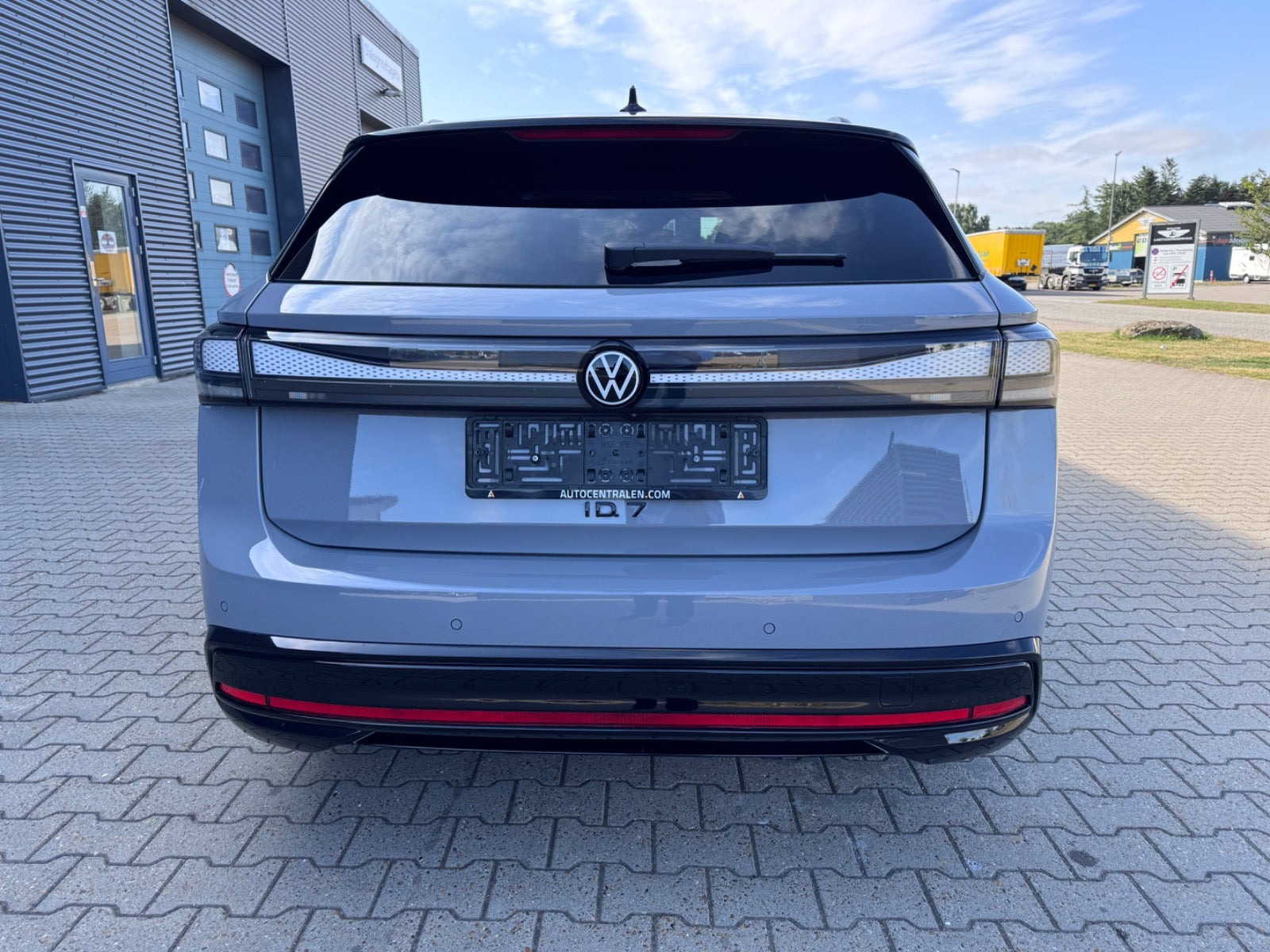 undefined VW ID.7 fra 2025