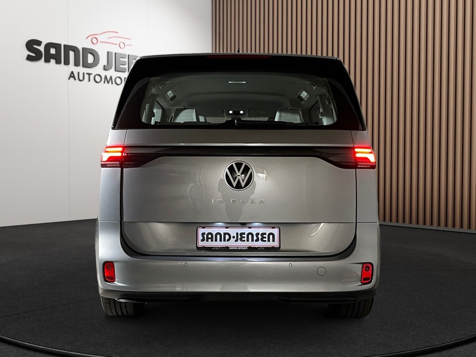 Sølv VW ID.Buzz fra 2026