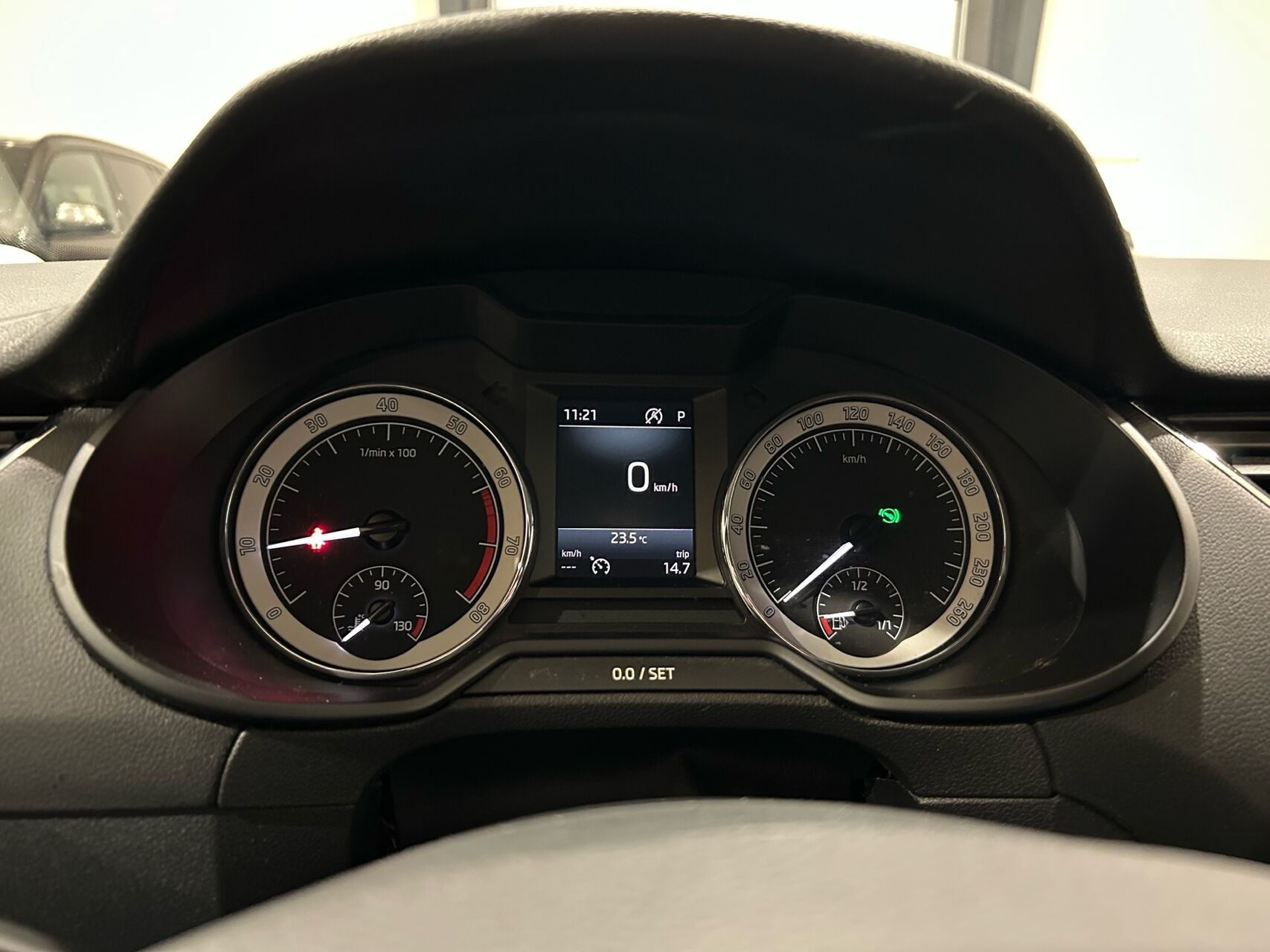 Hvid Skoda Octavia fra 2019