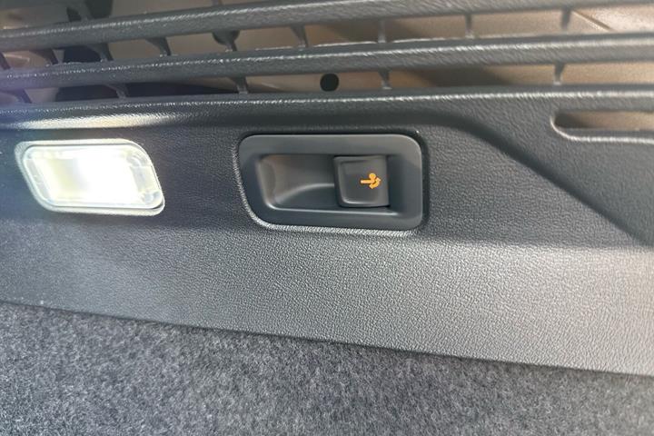 Hvid VW ID.5 fra 2025