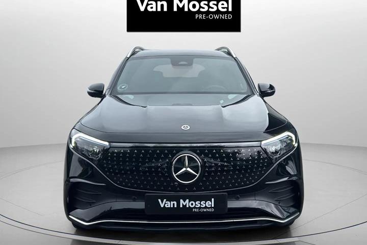 Sort Mercedes EQB 250+ fra 2025