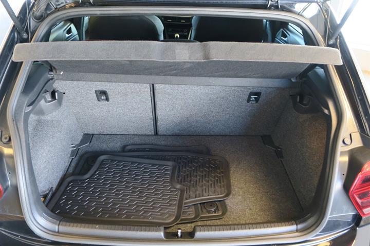 Sort VW Polo fra 2018