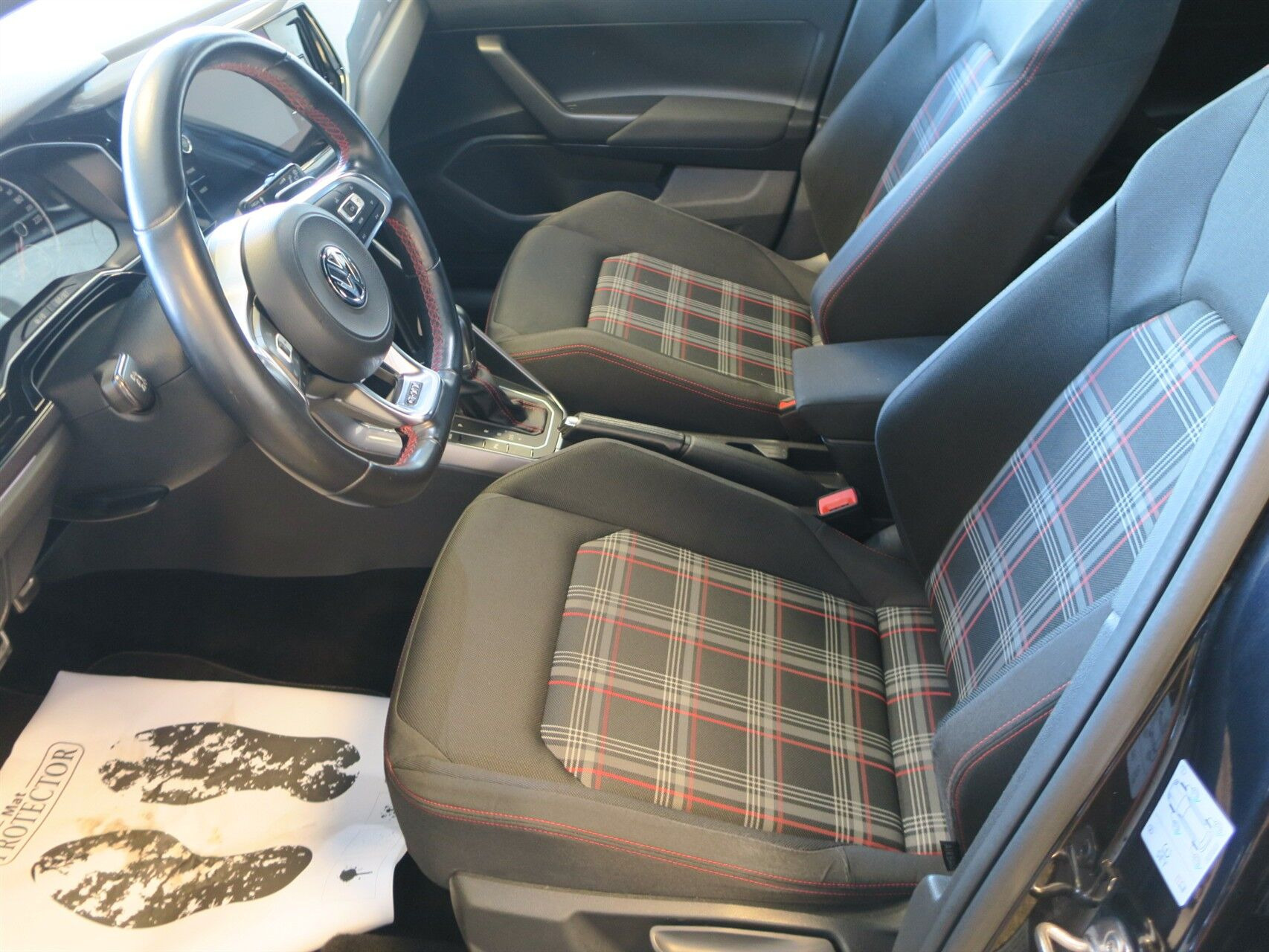 Sort VW Polo fra 2018