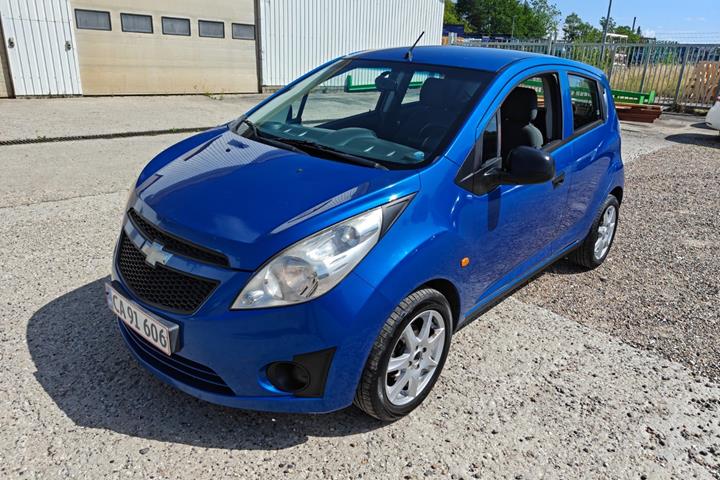 Gul Chevrolet Spark fra 2010
