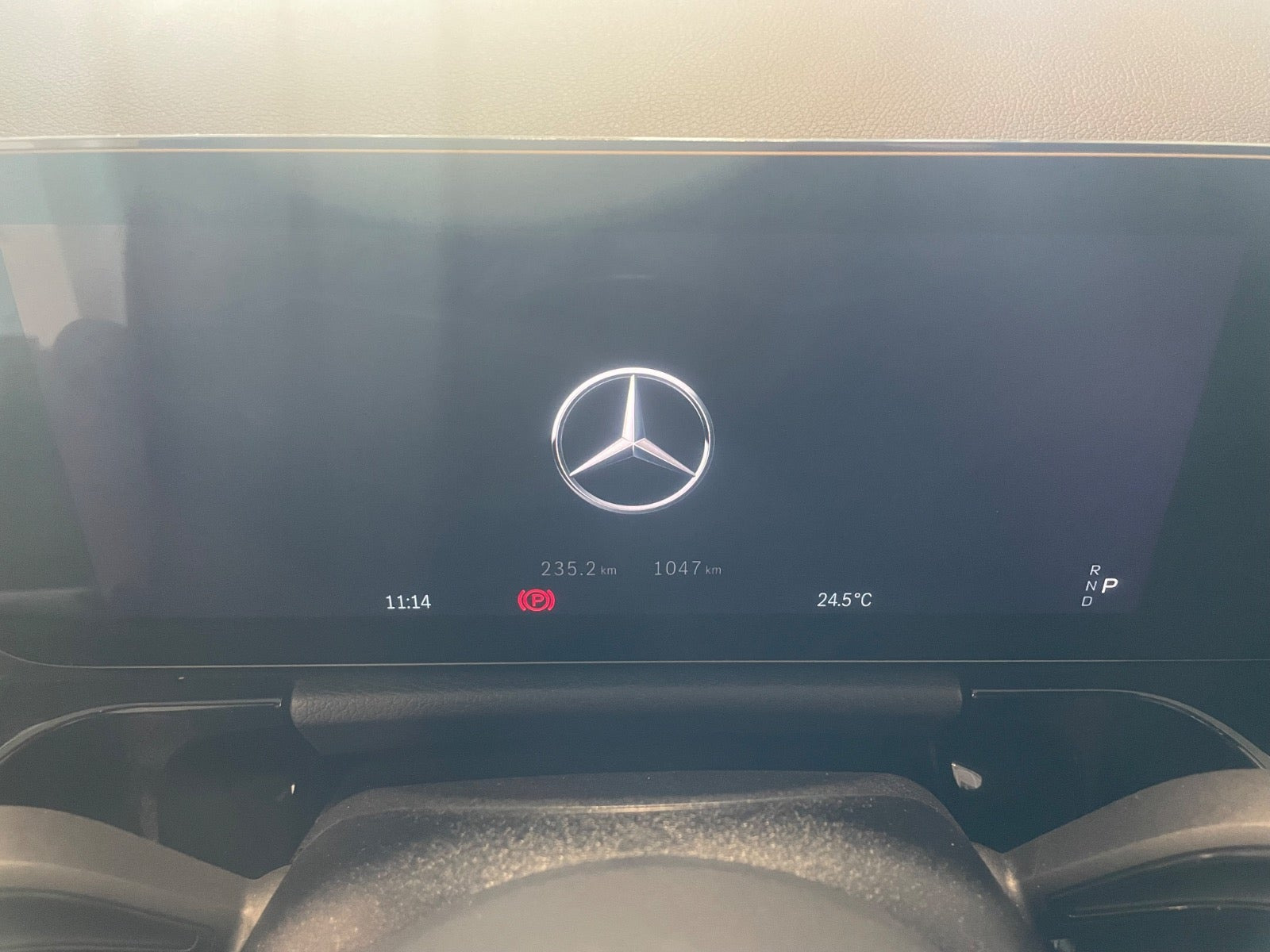 Grå Mercedes EQA250+ fra 2026