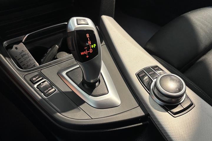 undefined BMW 320d fra 2019