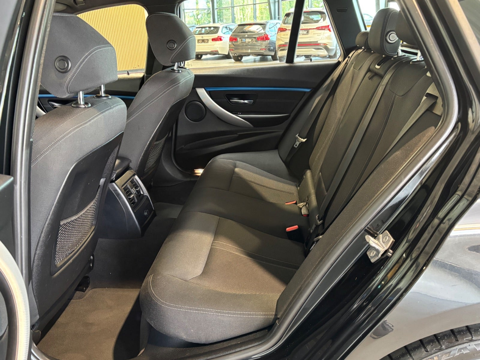 undefined BMW 320d fra 2019