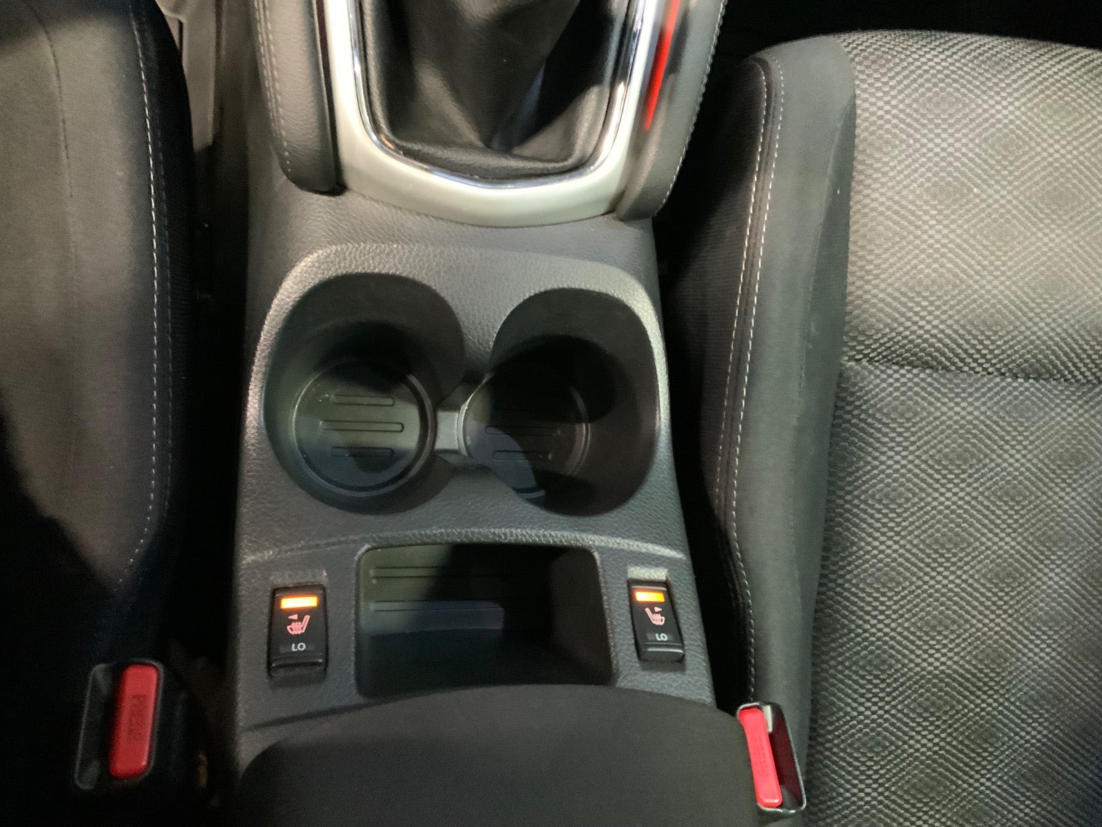 Sort Nissan Qashqai fra 2016