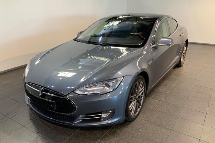 Grå Tesla Model S fra 2014