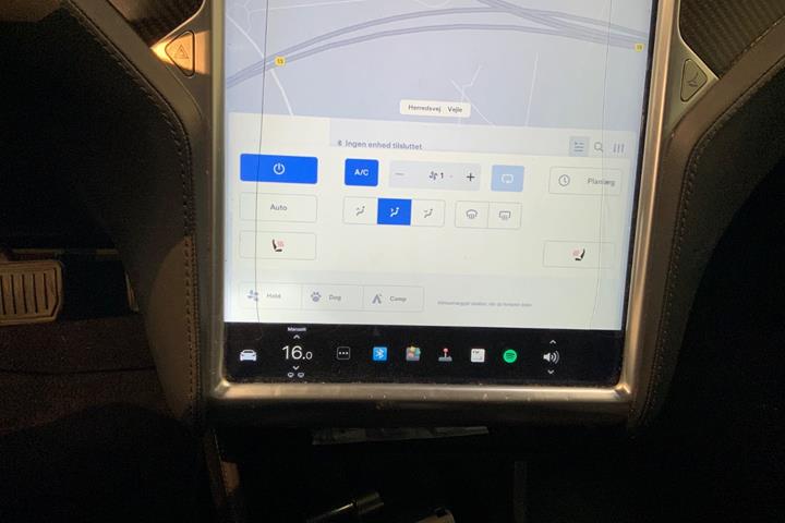 Grå Tesla Model S fra 2014