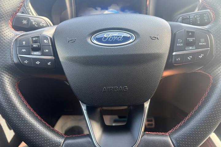 undefined Ford Kuga fra 2020