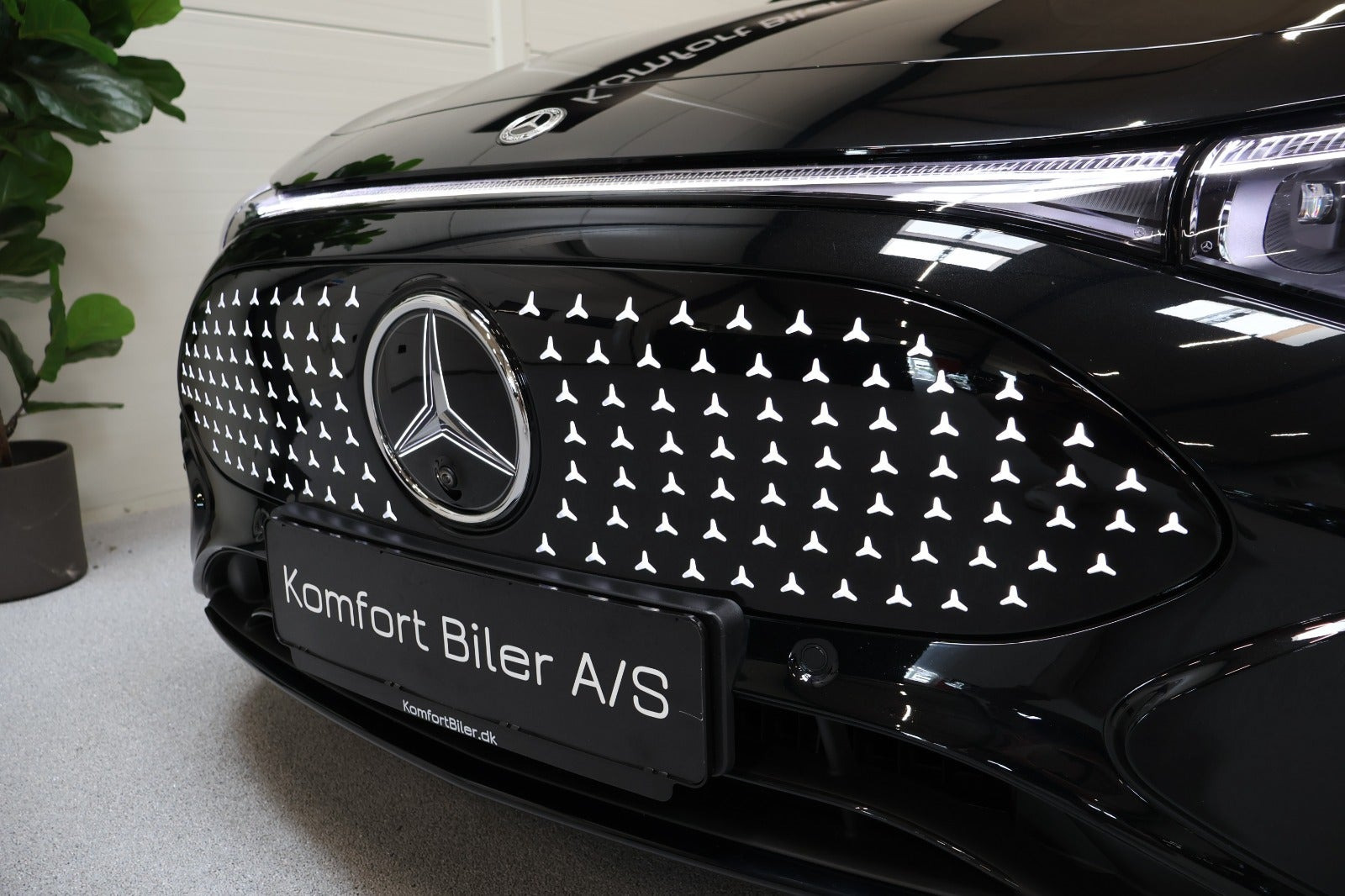 Sort Mercedes CLA250+ fra 2025