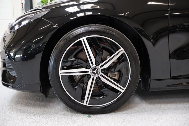 Sort Mercedes CLA250+ fra 2025