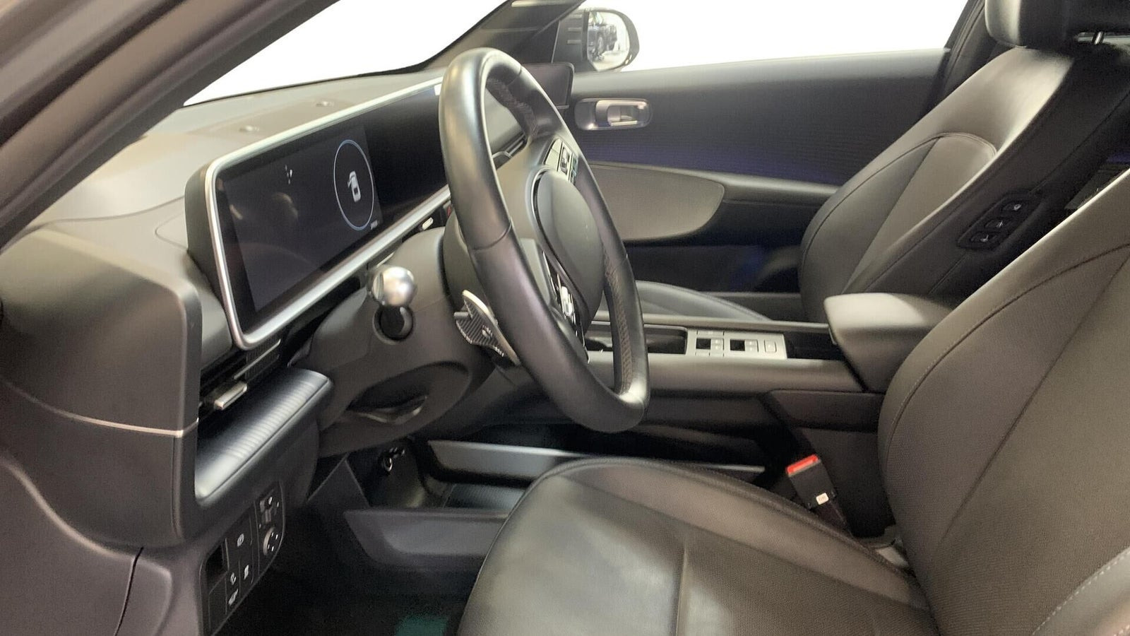 Sort Hyundai Ioniq 6 fra 2023