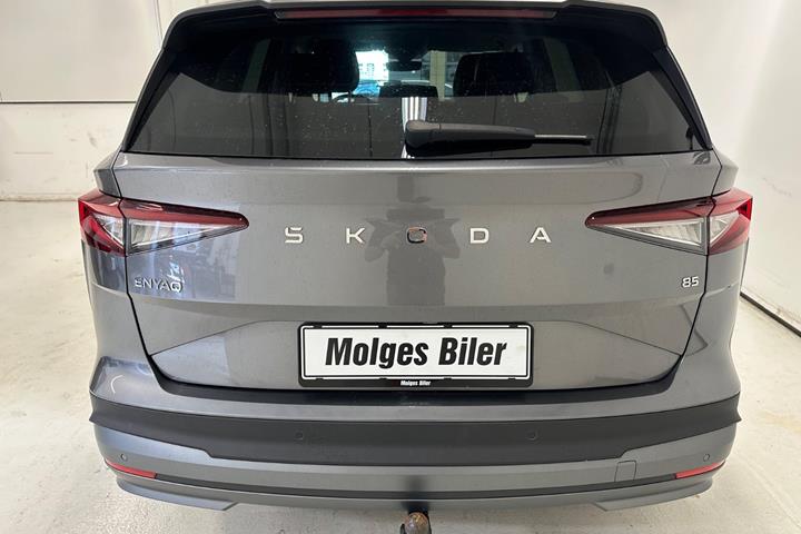 Grå Skoda Enyaq fra 2025