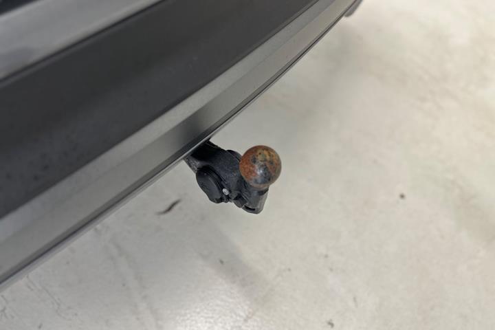 Grå Skoda Enyaq fra 2025