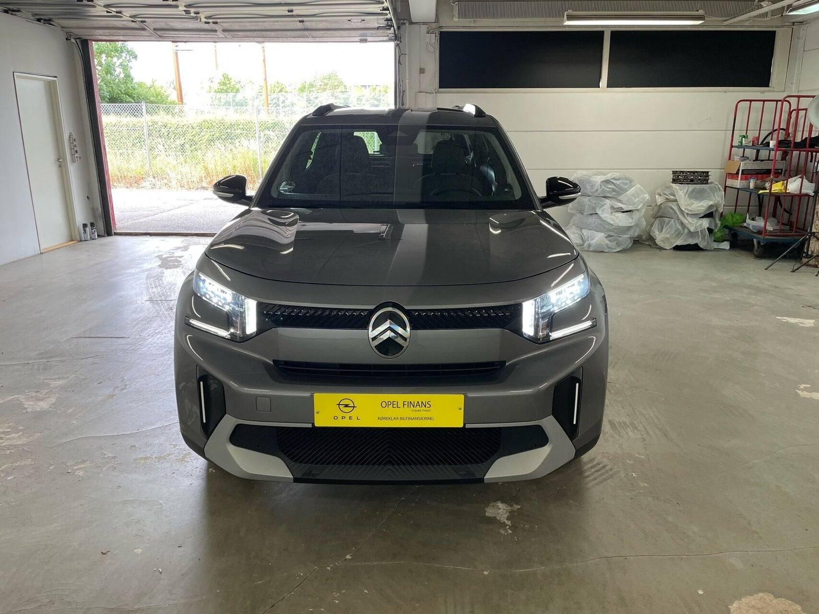 Grå Citroën e-C3 Aircross fra 2025