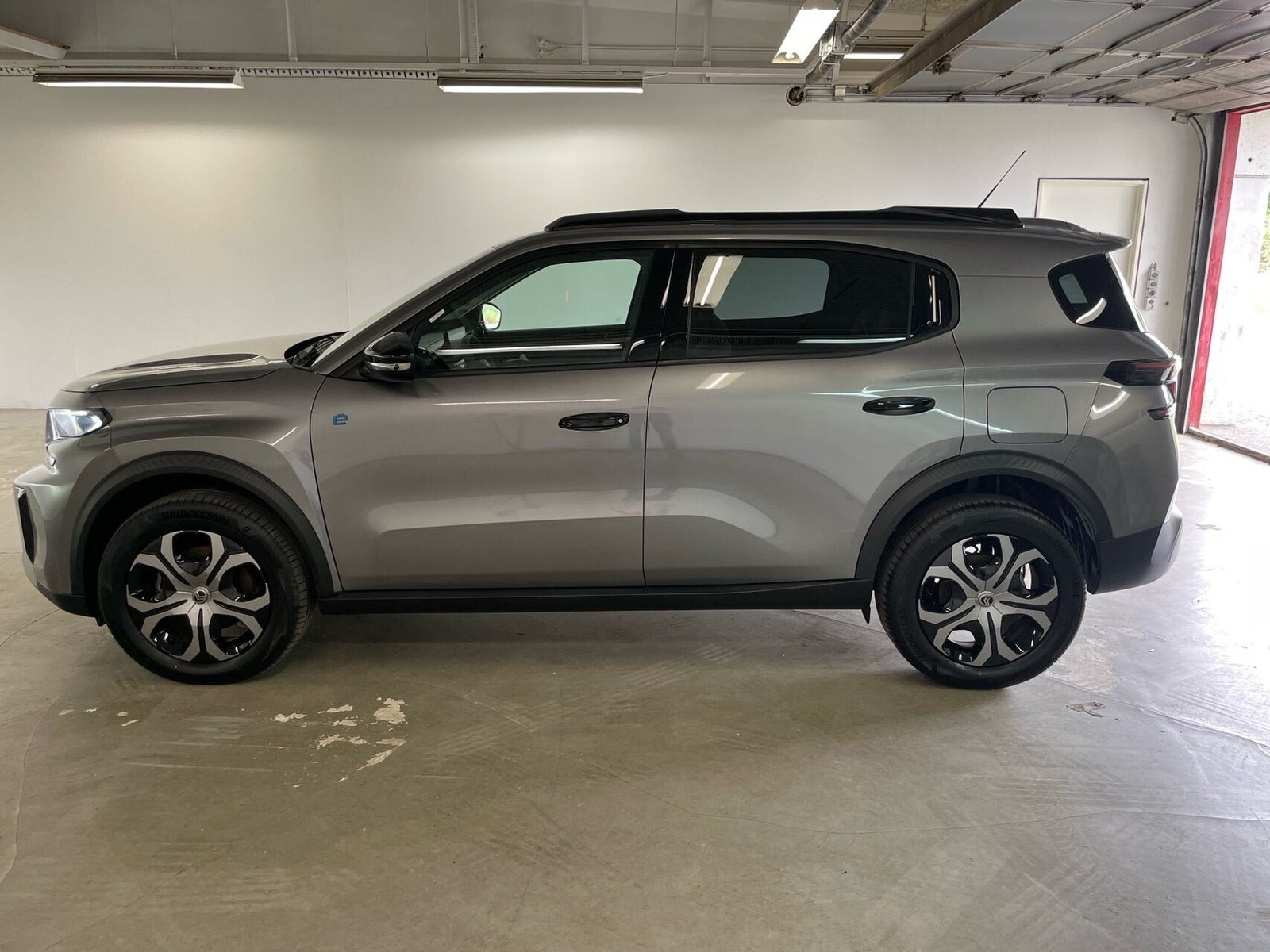 Grå Citroën e-C3 Aircross fra 2025