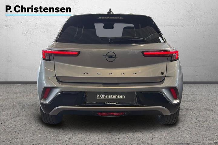 Grå Opel Mokka-e fra 2025