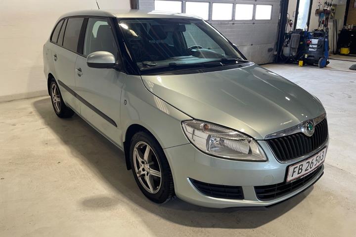 Grøn Skoda Fabia fra 2011