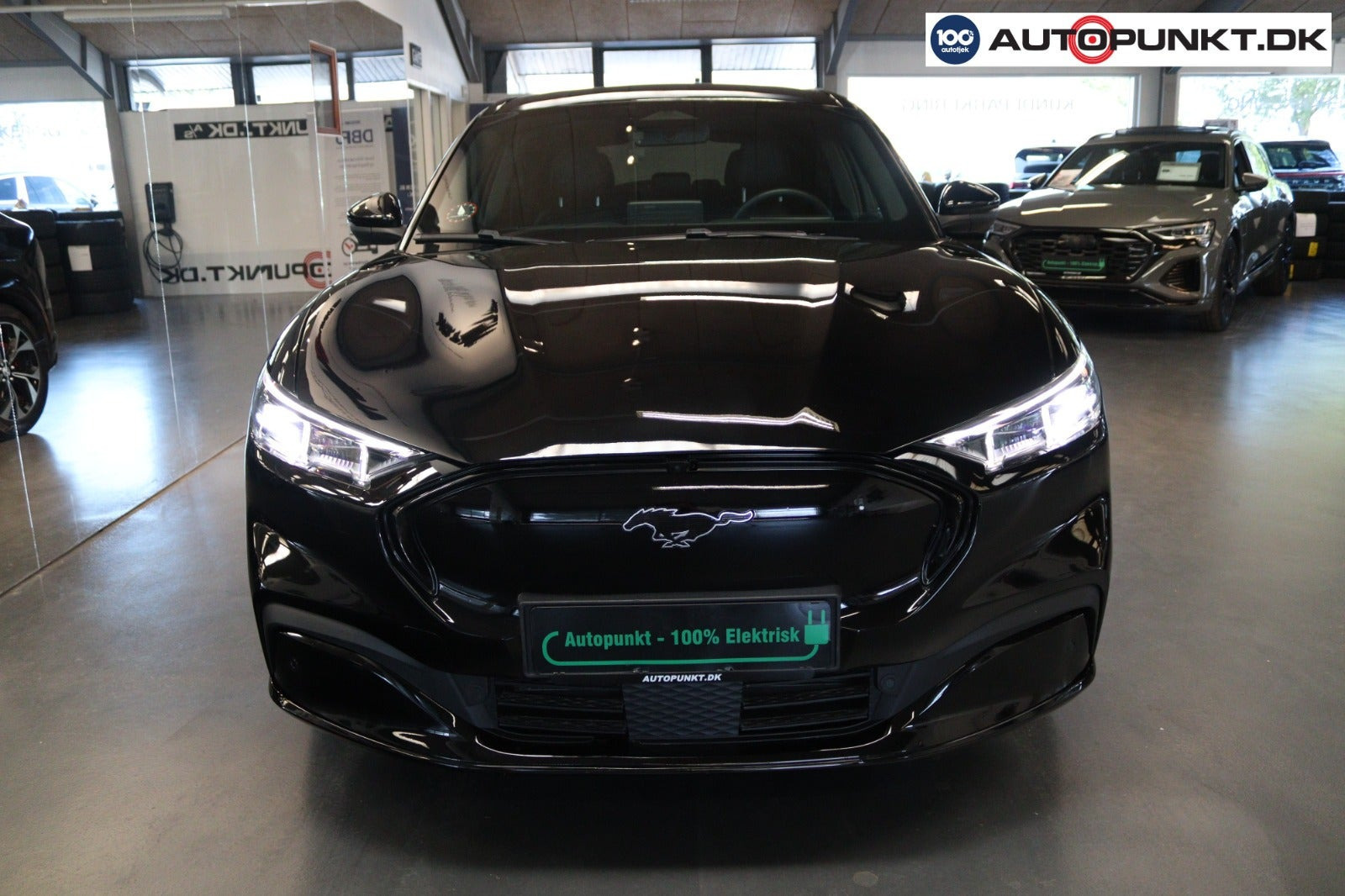 Sort Ford Mustang Mach-E fra 2023